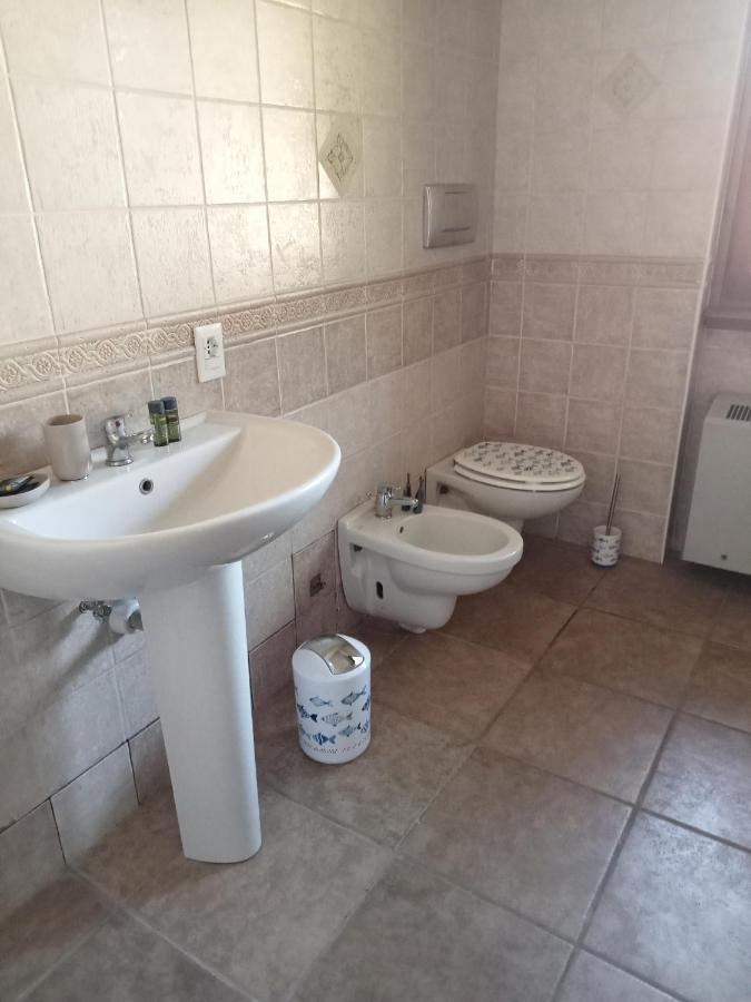 La Casa Di Elisa Affittacamere Gravellona Toce Buitenkant foto